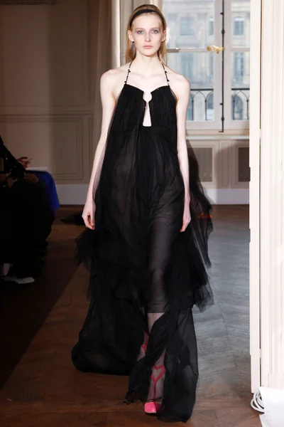 Look 30